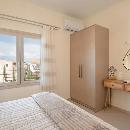Apartment Olithos 2
